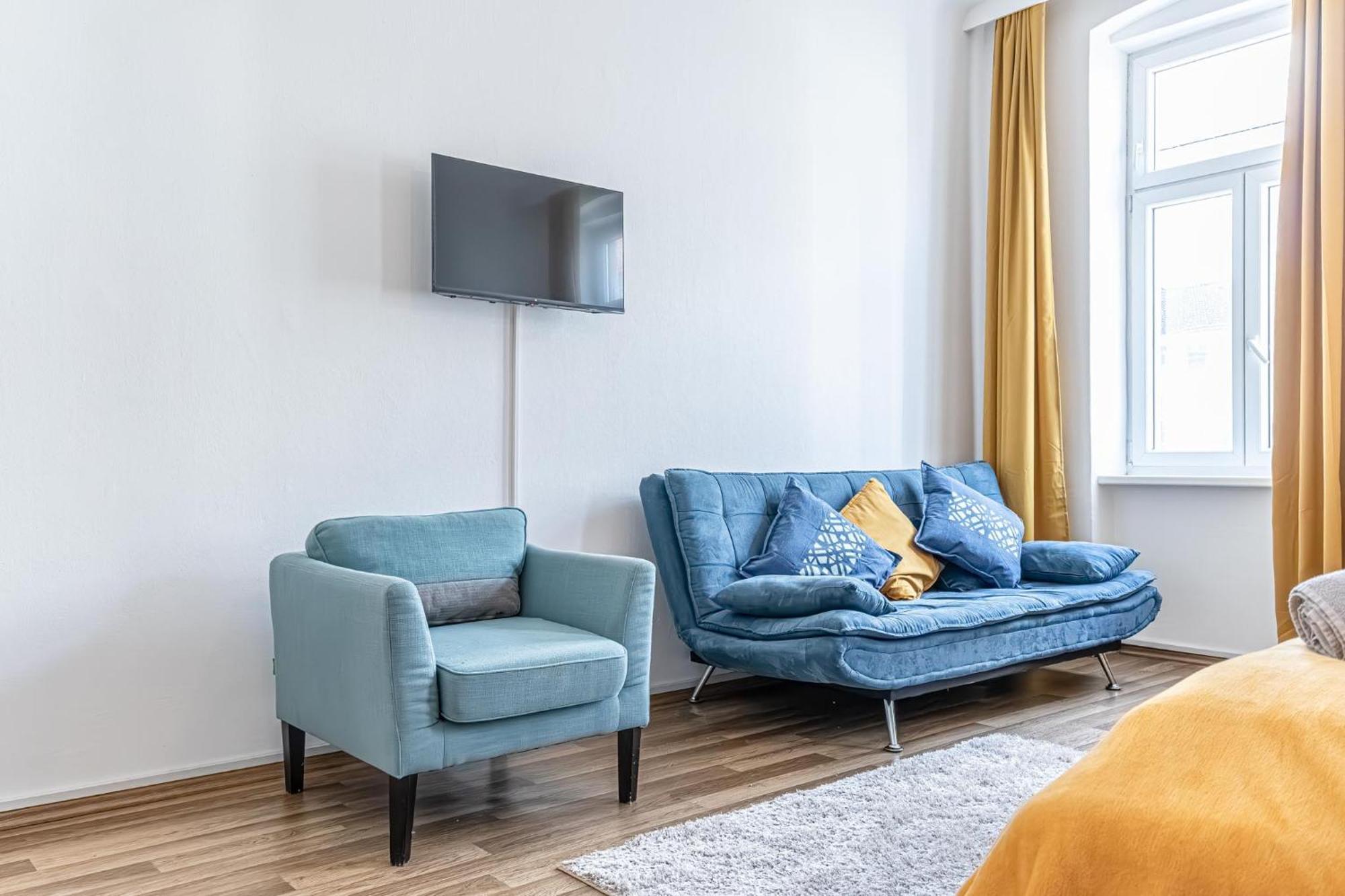 Explore Vienna: 1Br Retreat Near Westbahnhof Exteriér fotografie