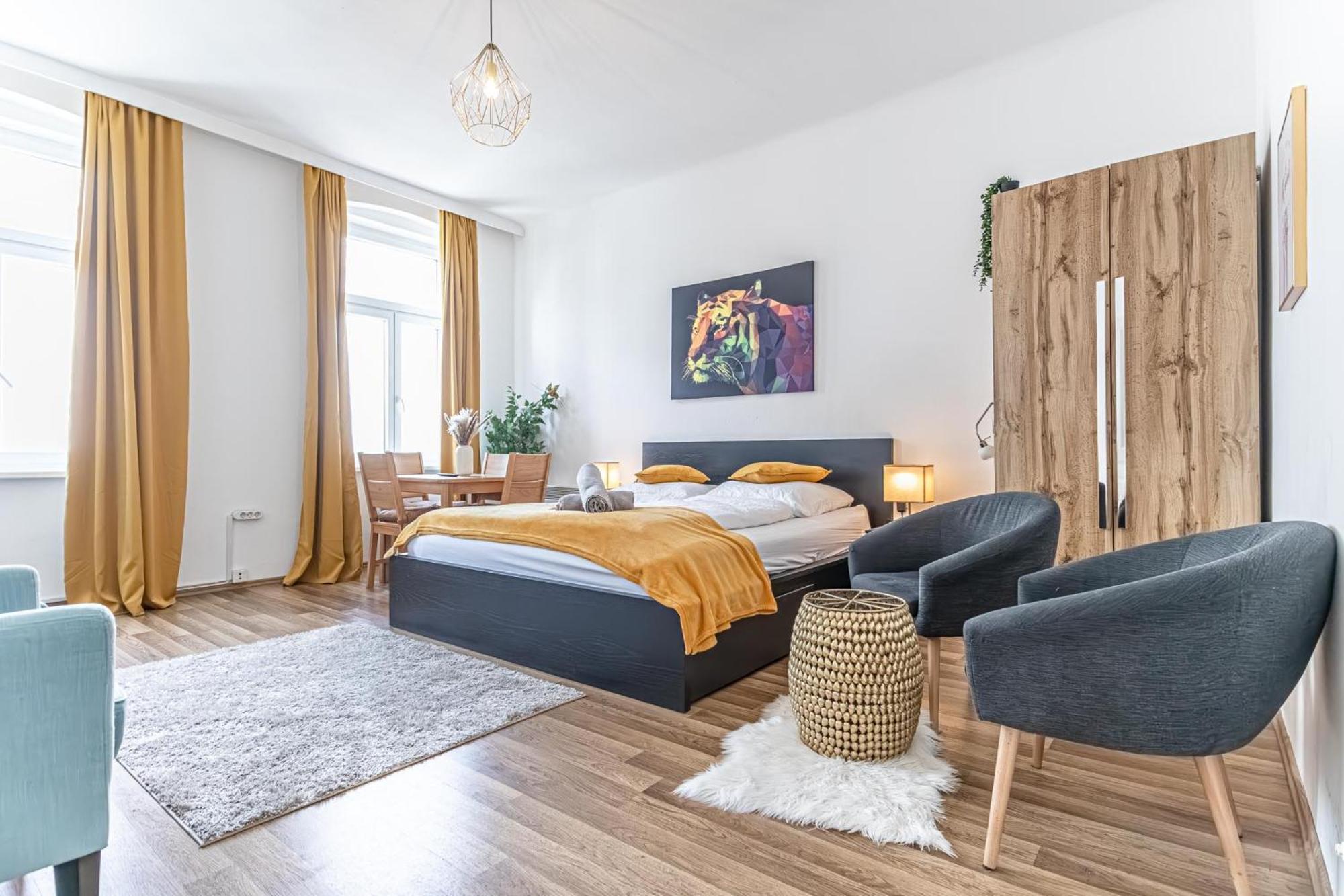 Explore Vienna: 1Br Retreat Near Westbahnhof Exteriér fotografie